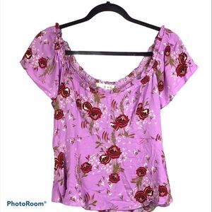 Rowa. Pink floral crop top w/ neckline ruffle S